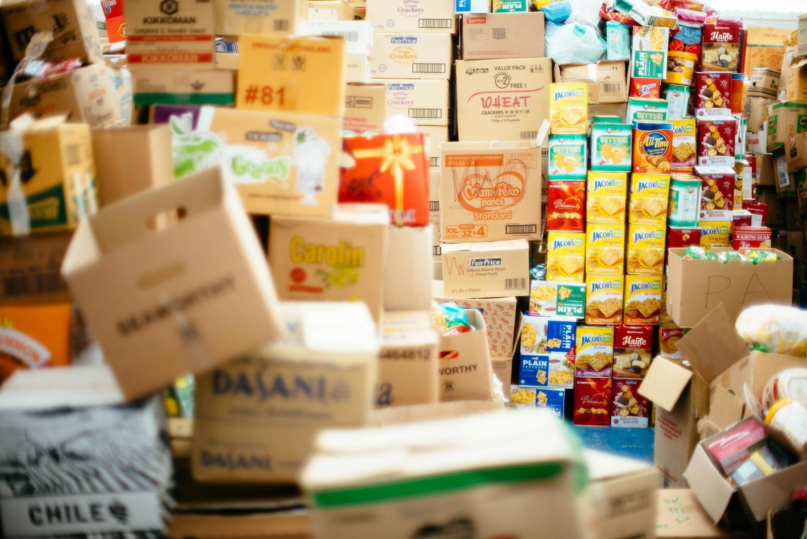 Emergency Food Storage for UK Homes
