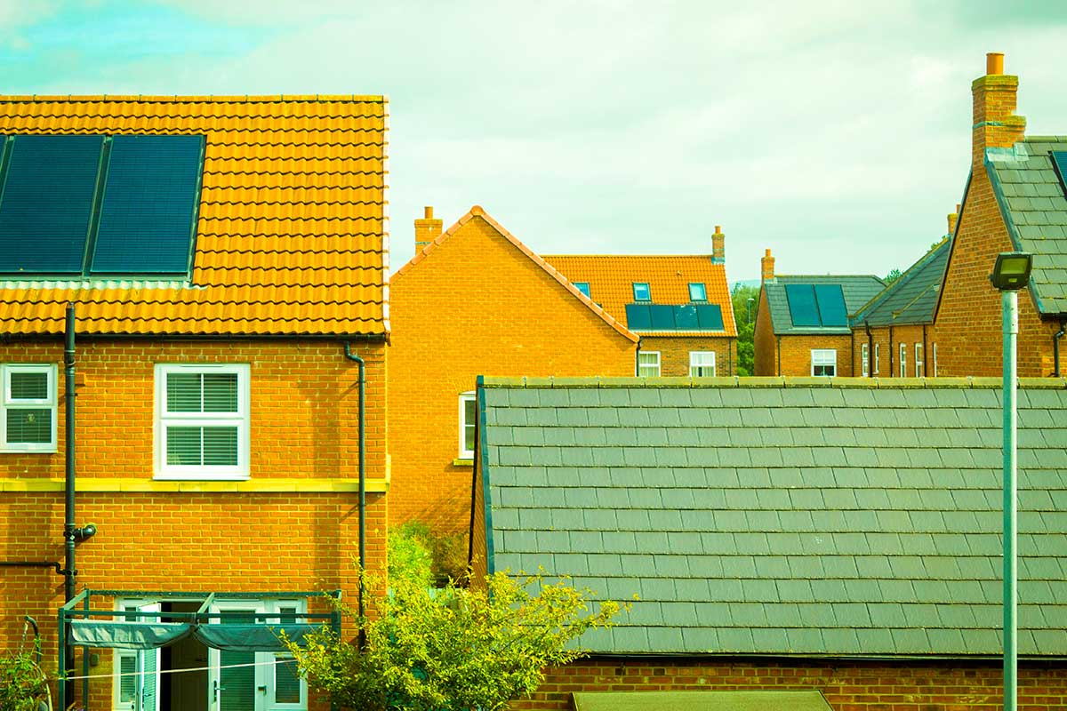 UK homes with rooftop solar panels