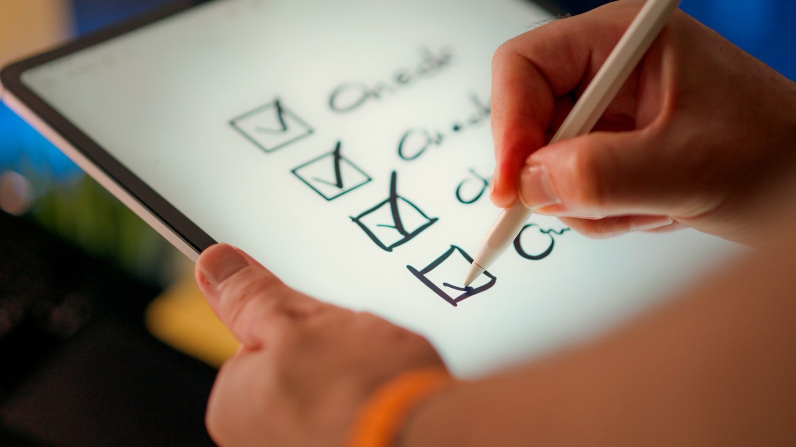 UK Home Emergency Checklist: A Practical Household Plan